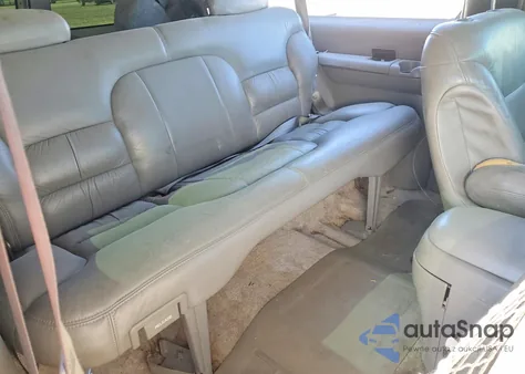 1996 GMC Yukon z USA, uszkodzony, nr VIN 3GKEK18R2TG504496